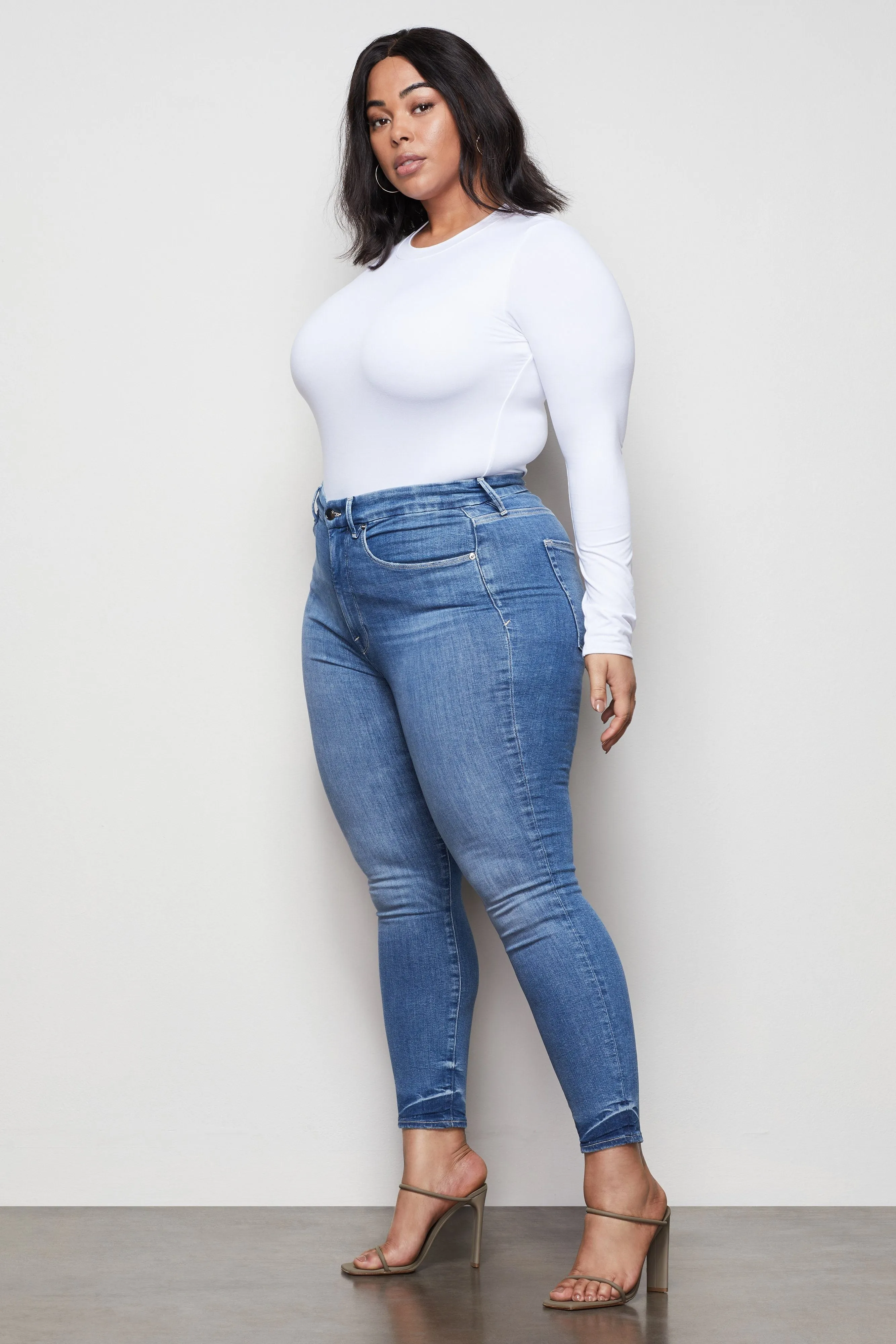 GOOD WAIST CROP NOTCHED WAISTBAND | BLUE396