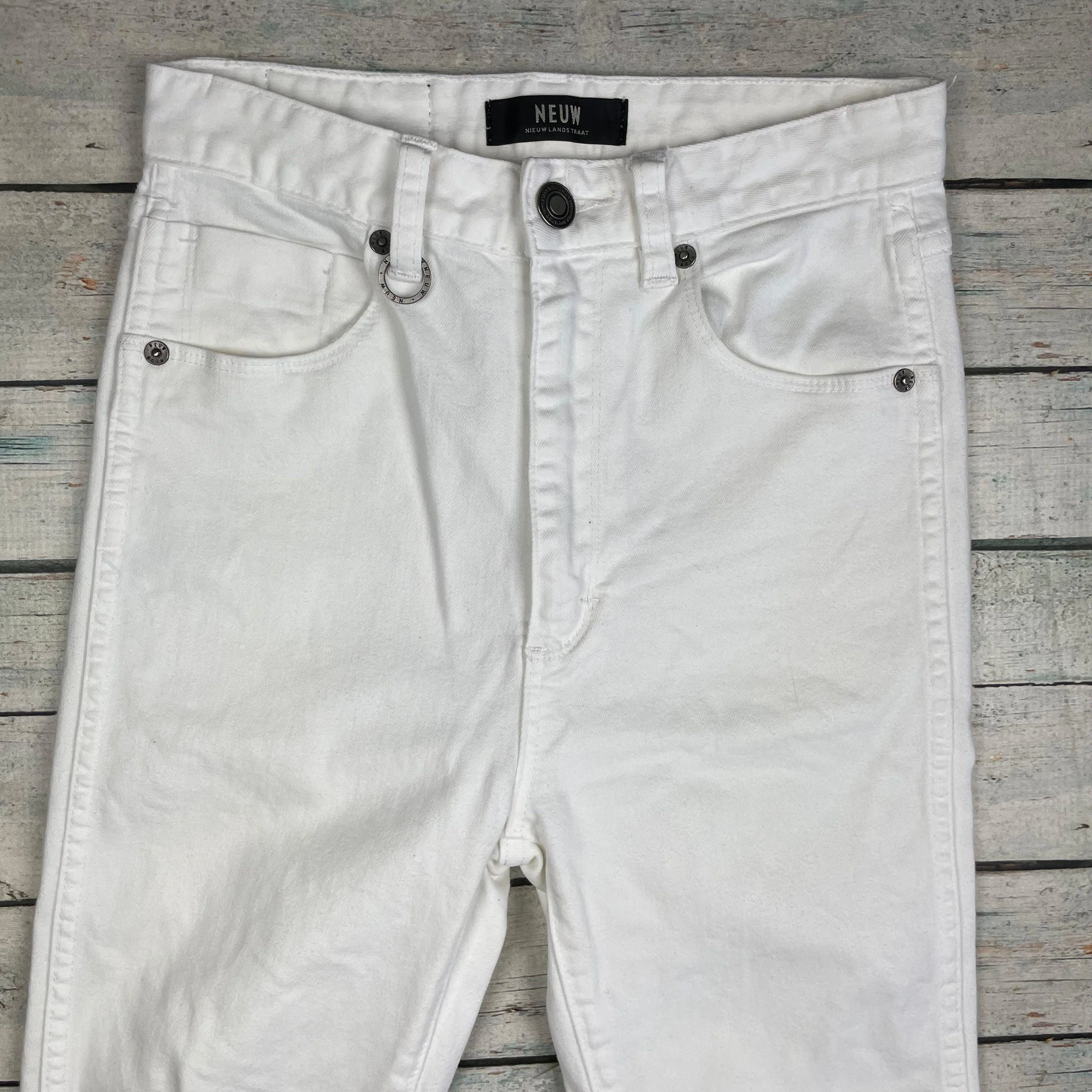 NEUW 'Marilyn' High Skinny White Stretch Jeans - Size 24 or 6 AU